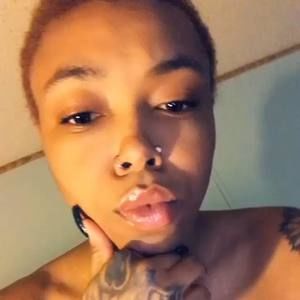 Meet your Posher, Keyana